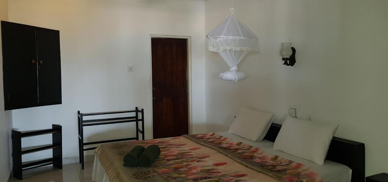 Sea Shine Guest House Hikkaduwa Exterior foto